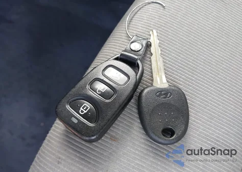 2018 Hyundai Elantra Sel z USA, uszkodzony, nr VIN 5NPD84LF2JH249745